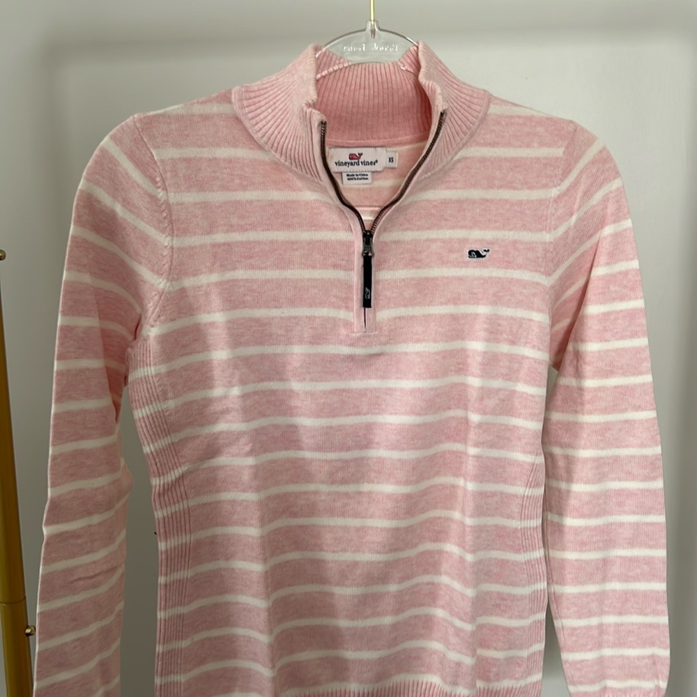 Vineyard vines light pink striped sweater